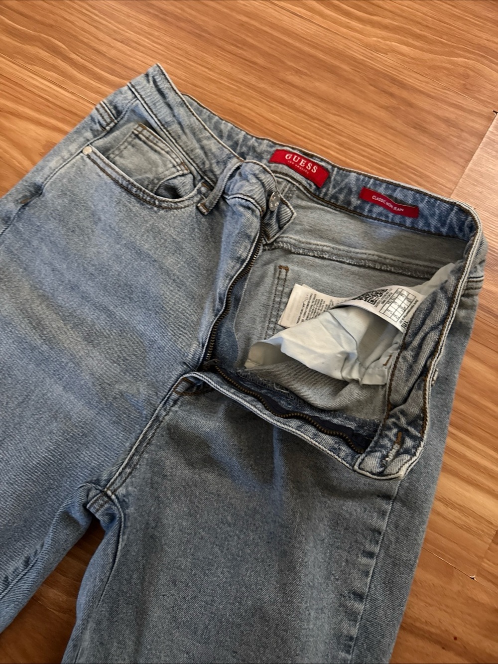 GUESS Light Blue Women's Slim Straight Jeans classic Mom jeans high rise